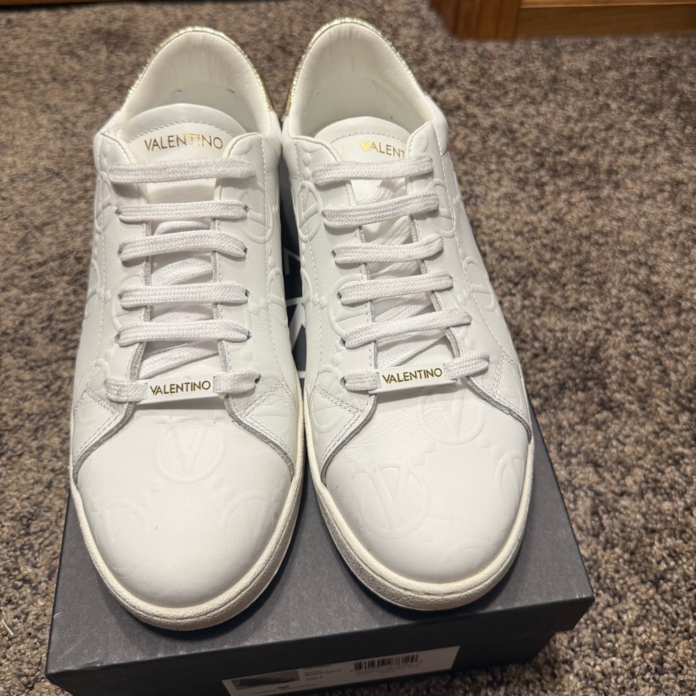 VALENTINO By Mario Valentino sneakers.